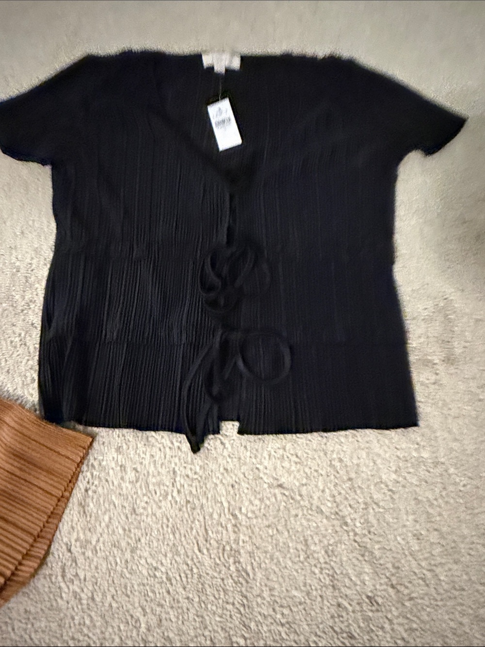 LOFT Black Short-Sleeve Button-Down Tie Front Top